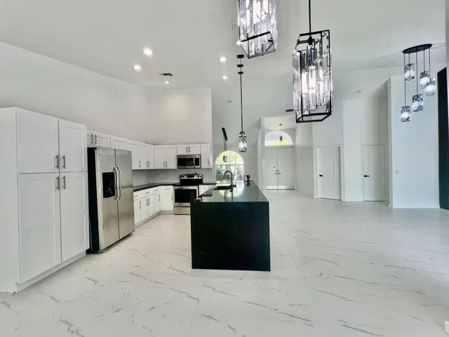  Residence photo 11