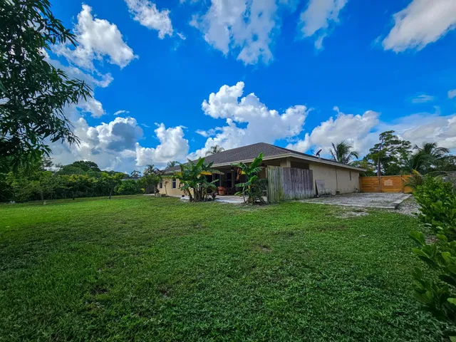 Residence photo 19