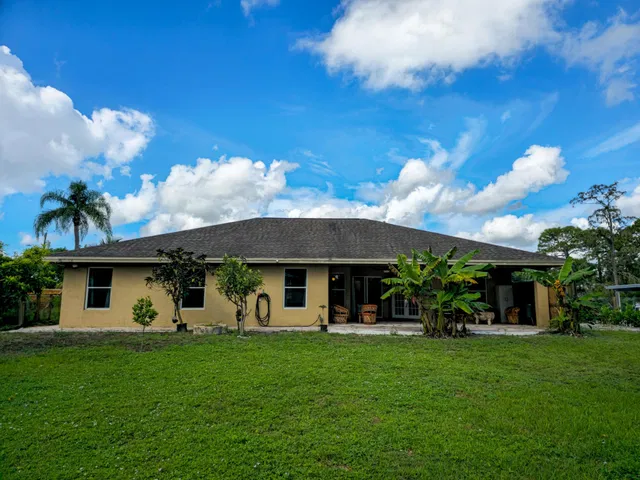 Residence photo 20
