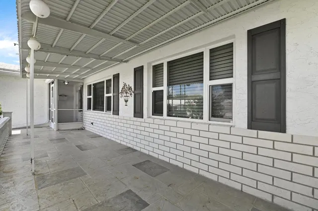 Residence photo 23