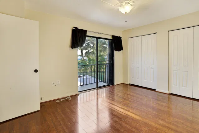  Residence photo 18