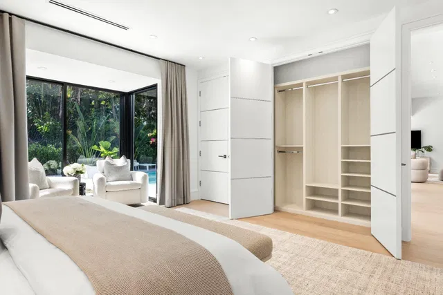 North End Palm Beach Residence photo 15