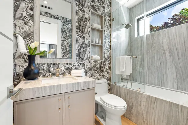 North End Palm Beach Residence photo 16