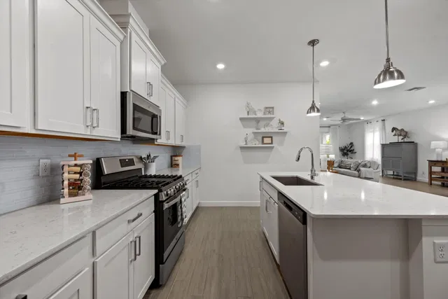 Residence photo 11