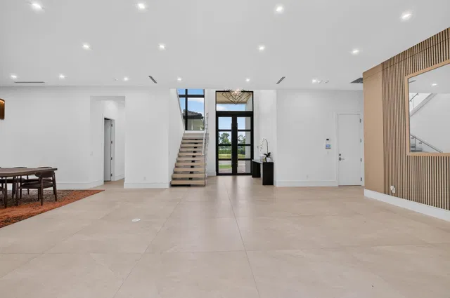  Residence photo 14