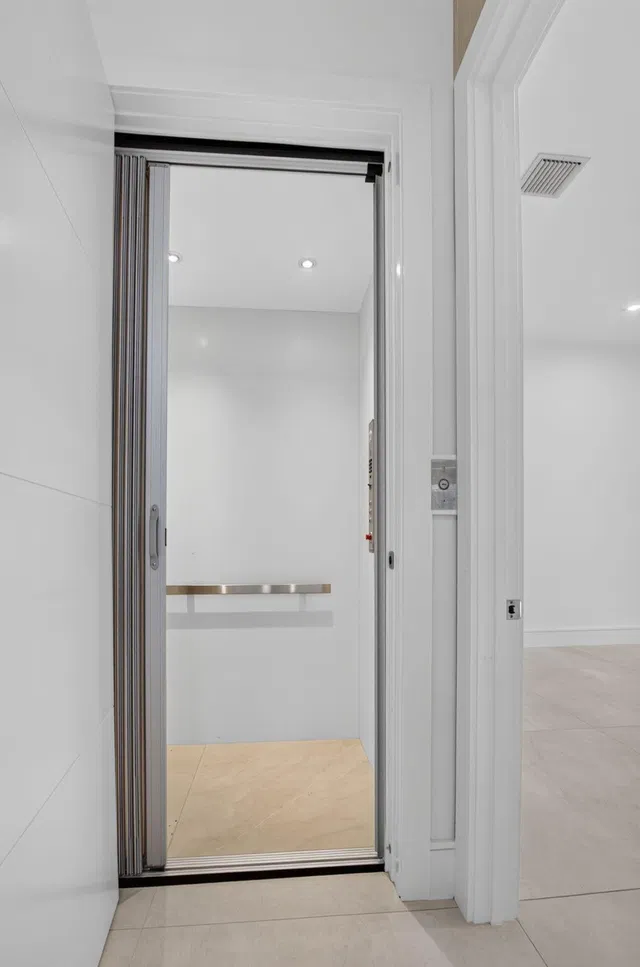  Residence photo 42