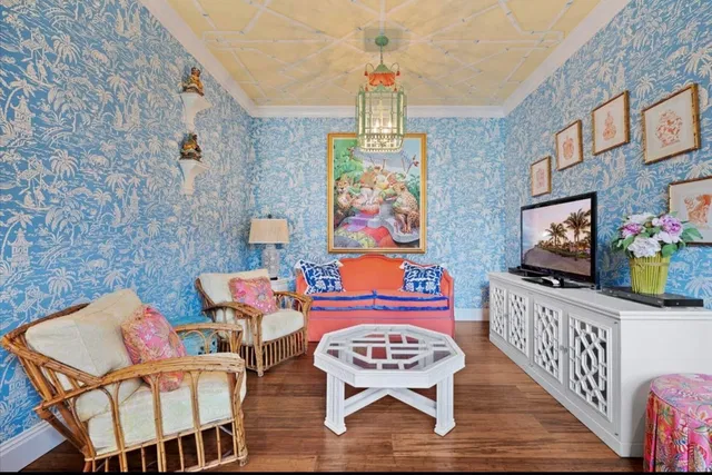Residence photo 12