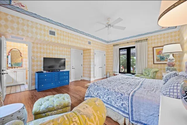 Residence photo 17
