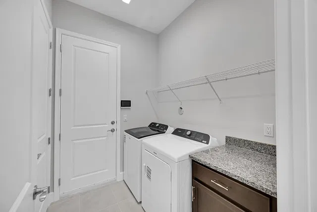 Residence photo 9