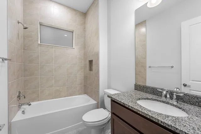  Residence photo 15