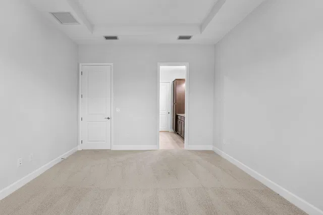  Residence photo 17