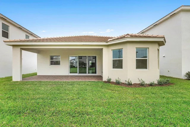  Residence photo 24