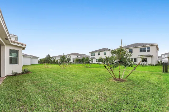  Residence photo 25
