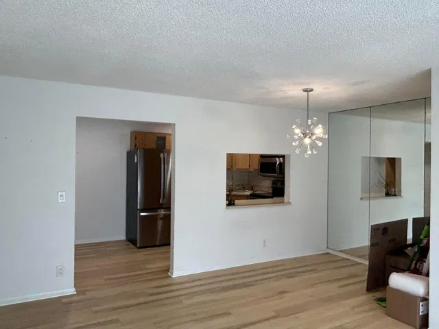  Unit C2 photo 6