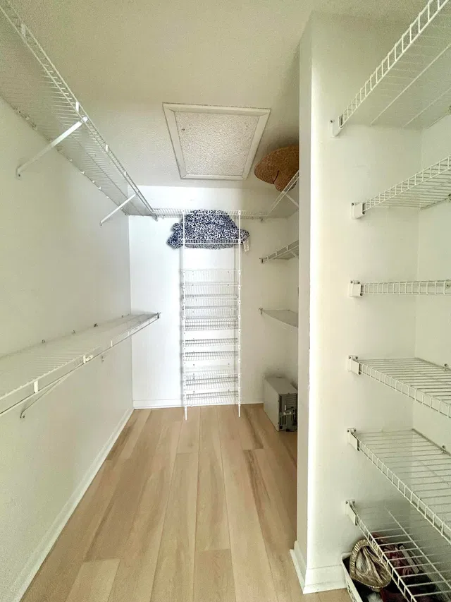  Unit C2 photo 11