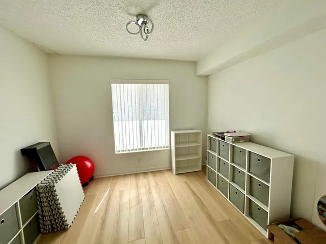  Unit C2 photo 12