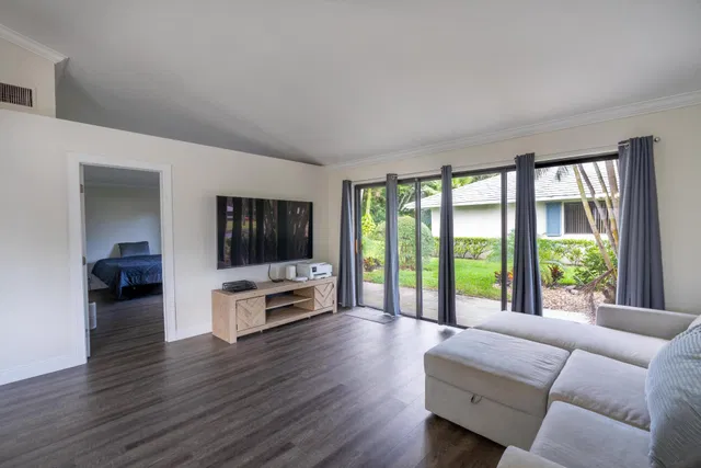 PGA National Palm Beach Gardens Residence photo 11