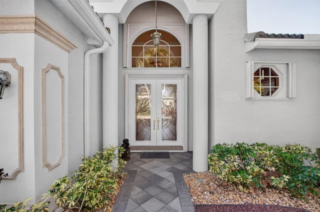 Residence photo 5