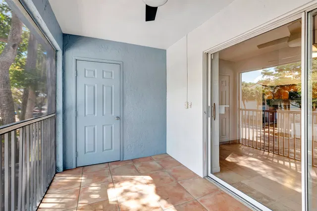 Unit 203 photo 24