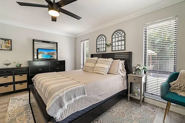 Residence photo 32