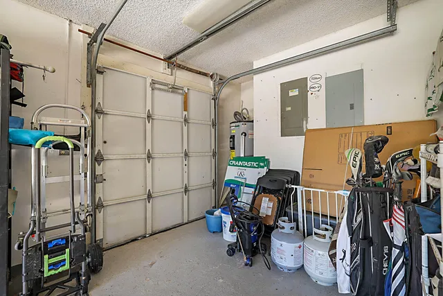 Residence photo 56