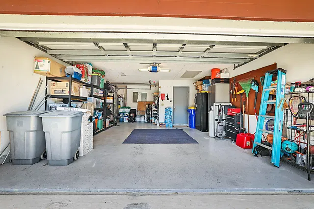 Residence photo 57