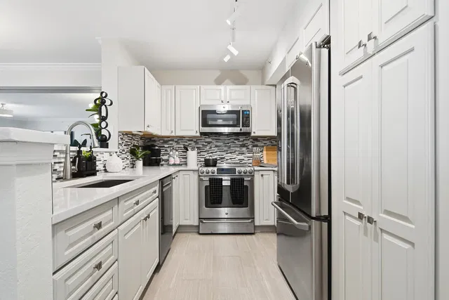Flagler Pointe Unit 201 photo 2