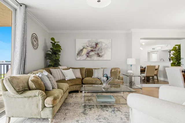 Flagler Pointe Unit 201 photo 11