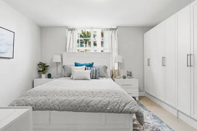 Flagler Pointe Unit 201 photo 24