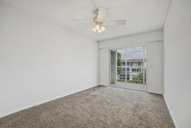 Unit 291 photo 15