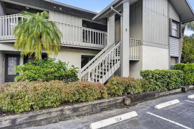 Residence photo 3