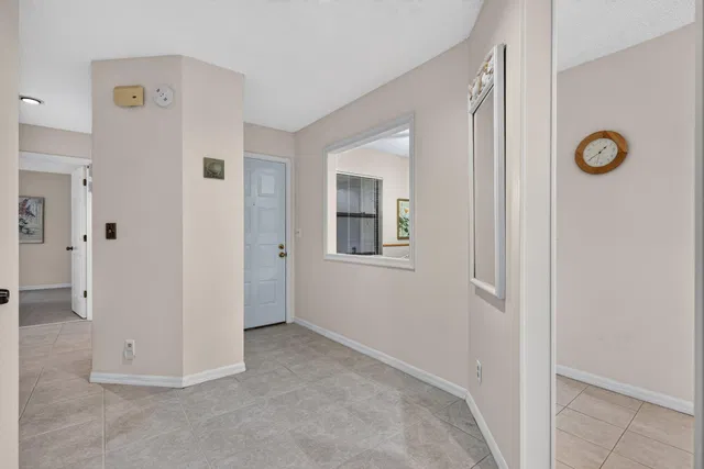 Residence photo 9