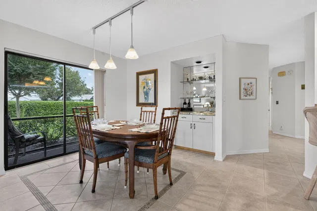 Residence photo 28