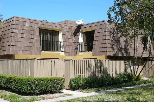  Residence photo 17