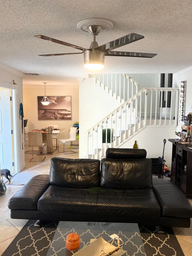 Residence photo 6