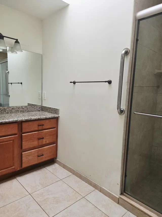 Residence photo 9