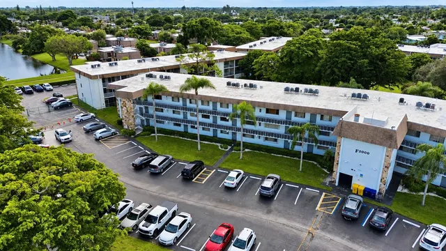 Unit 201 photo 30