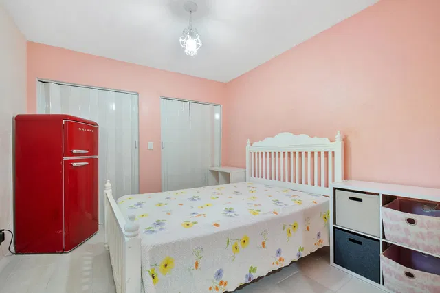  Residence photo 9