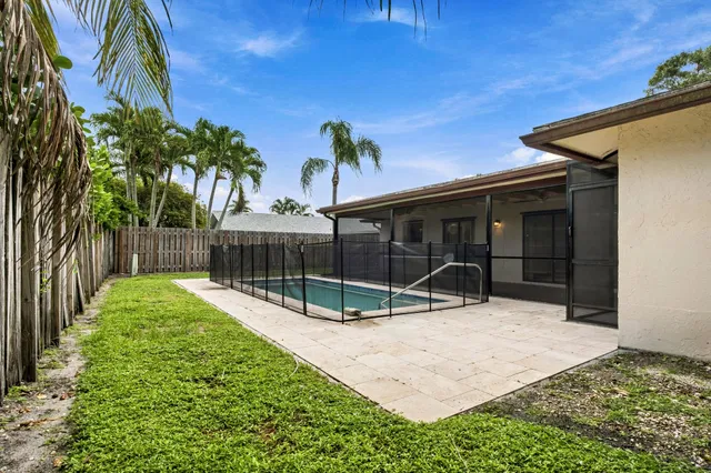 Residence photo 4