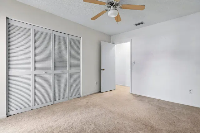 Residence photo 36