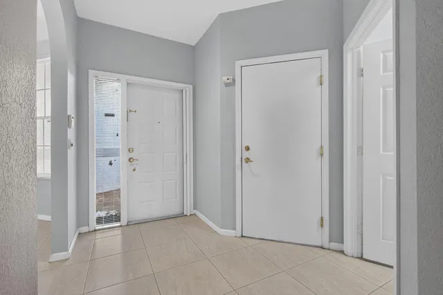 Unit Apt 1 photo 5