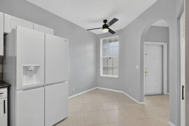 Unit Apt 1 photo 10
