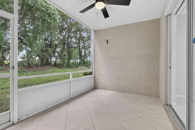 Unit Apt 1 photo 39
