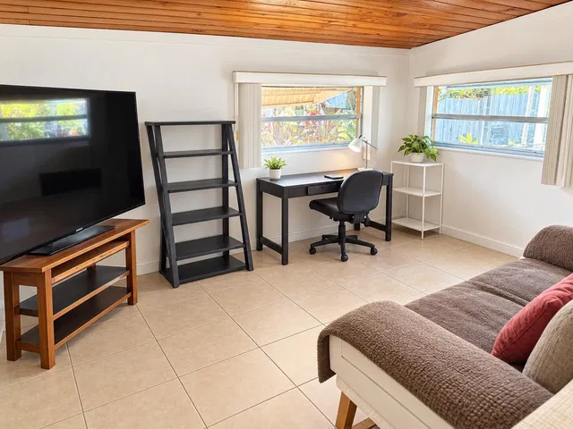  Residence photo 12