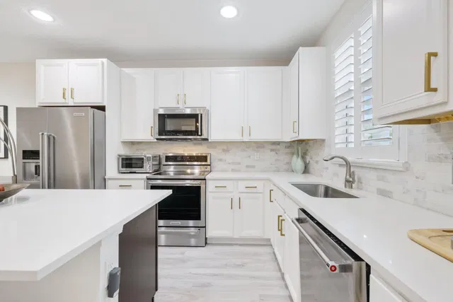 Residence photo 15