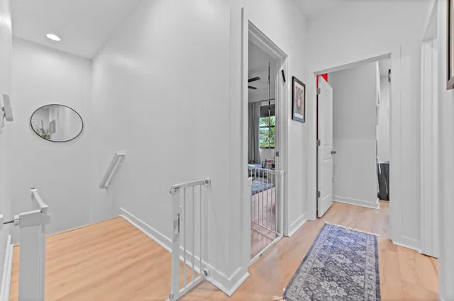 Residence photo 17
