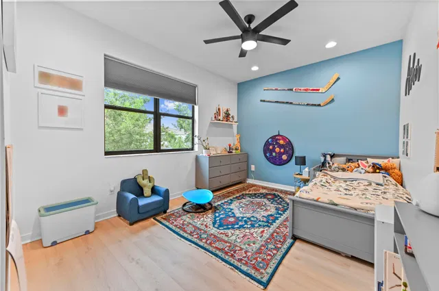 Residence photo 22
