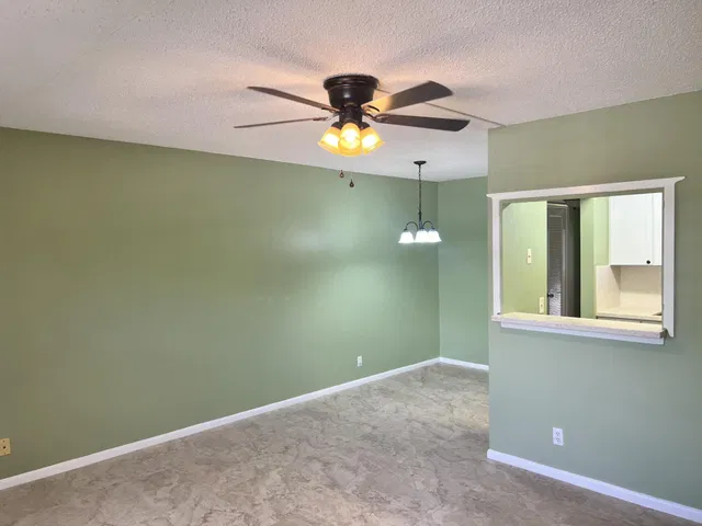  Residence photo 6