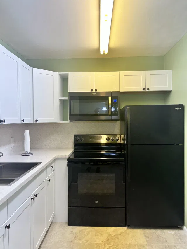  Residence photo 12