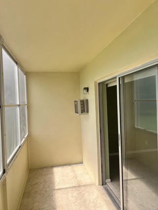  Residence photo 23